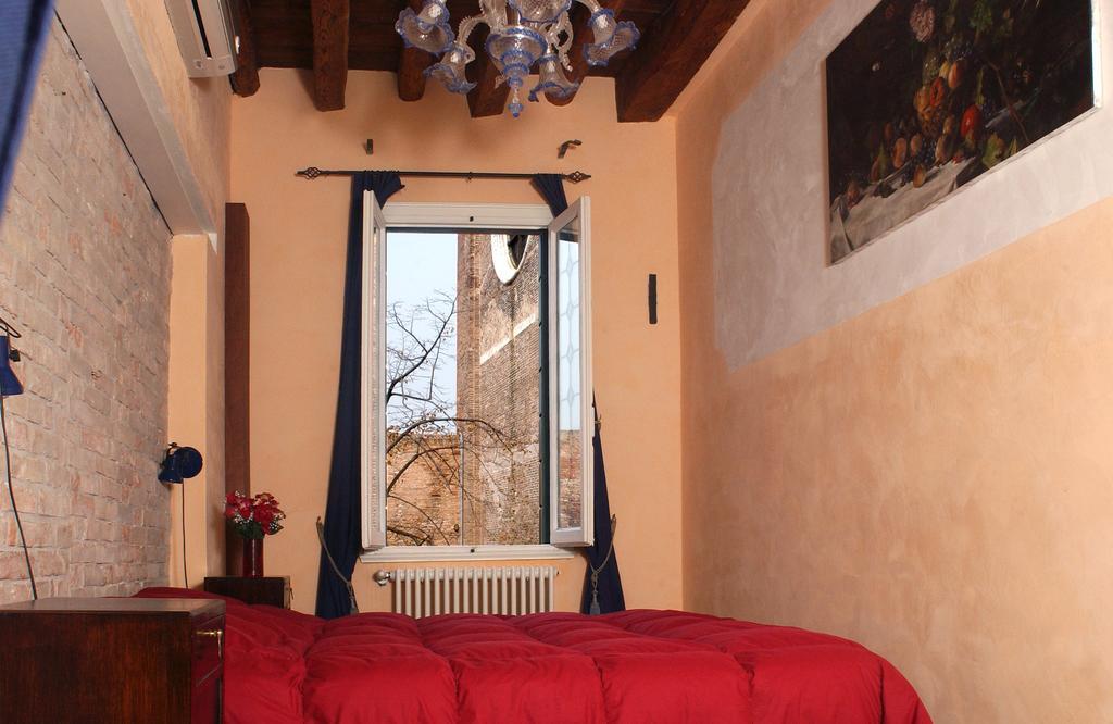 Cà Tornielli apartment Venezia Camera foto